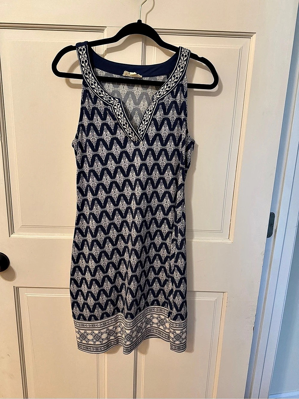 Maggy London Geometric Mini Dress in Blue & White Size Medium Like New